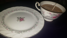 Load image into Gallery viewer, Tea Cup Candle