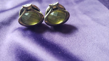 Load image into Gallery viewer, Women’s Cufflinks

